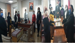 AK KADINLARDAN DUBLE DESTEK!