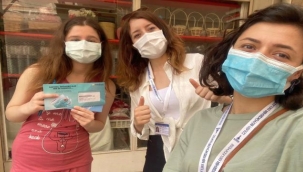 "Kitap Kart" projesi ile gençlerin yüzü güldü