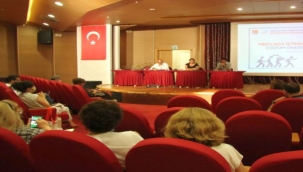 Altıok, "Basın çözümsüzlüğe sıkışmış durumda"