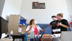 Bayraklı Belediyesi'nden Öğrencilere Tercih Desteği