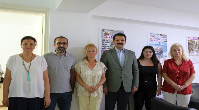  İzmir'de Yerel Basın Güçlenmeli