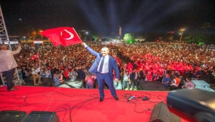 "99 yıldır eksilmeyen gurur ve heyecanla"