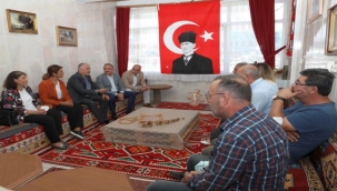 AK Parti İzmir İl Başkanı Kerem Ali Sürekli; "Bu ezayı hak etmiyorlar!"