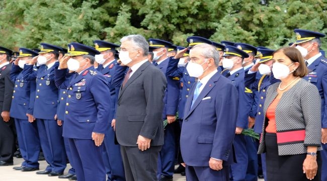 Eskişehir'in Kurtuluşu İçin Protokol Vilayet Meydanında Buluştu