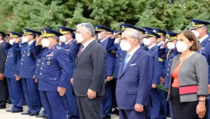 Eskişehir'in Kurtuluşu İçin Protokol Vilayet Meydanında Buluştu