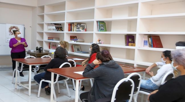 Kadın Sağlığı Eğitimi Beylikova'da Başladı