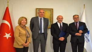 Belediye Çalışanlarına Fransızca Kursu 