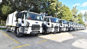 Büyükşehir'den İlçe Belediyelerine Çöp Kamyonu Desteği