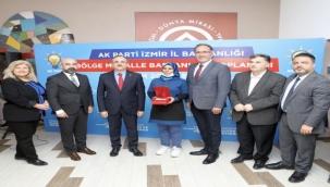 Hizmetimizi birileri gibi ayırarak, kayırarak üretmiyoruz''