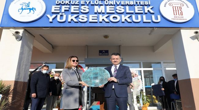 DEÜ Efes Gıda Laboratuvarı Açıldı