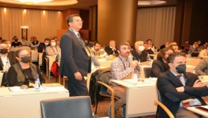 Omurga Cerrahları Dr. Mehmet Zileli İleri Spinal Cerrahi Kursunda Buluştu