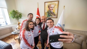 "Şampiyonluklar geleceğe dair umudu büyütüyor"