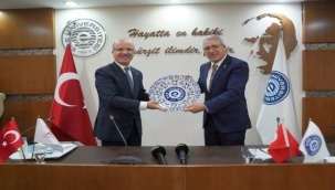 YÖK Başkanı Özvar, "Ege, Yükseköğretimin en iyi üniversitelerinden birisi"