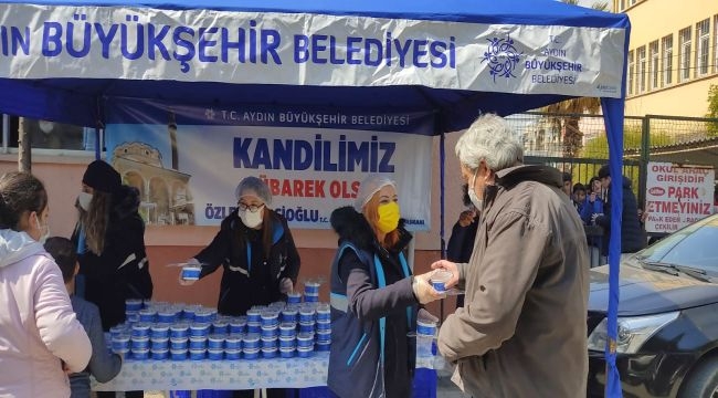 Aydın'da Berat Kandili İçin Helva Dağıtıldı