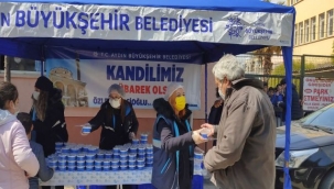 Aydın'da Berat Kandili İçin Helva Dağıtıldı