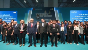 İzmir'de Ege Bölgesi Kariyer Fuarı Açıldı