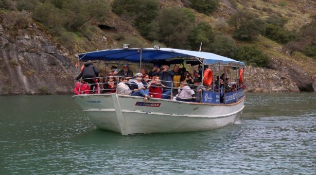 Aydın'da tekne gezileri başladı