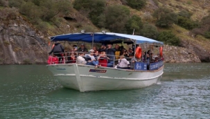 Aydın'da tekne gezileri başladı