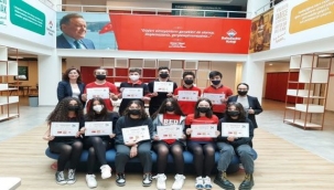 İzmir Bahçeşehir Koleji'nden E- twinning Projesi