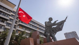 "İzmir ahde vefanın şehridir"