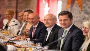 CHP Lideri Kılıçdaroğlu'nun İzmir programı sürüyor