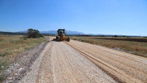 Menderes Belediyesi'nden çiftçiye yeni üretim yolları