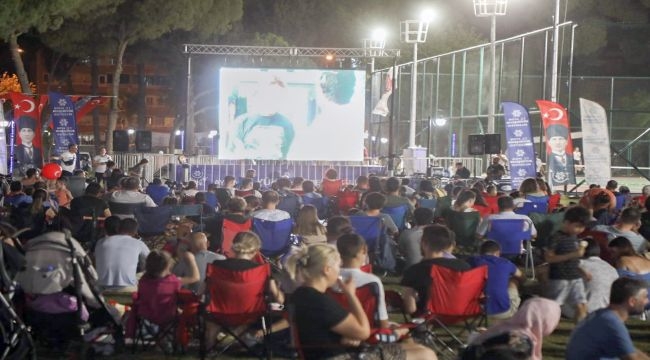 Aydın Tekstil Park'ta yazlık sinema keyfi 