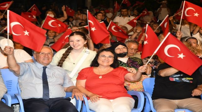 Karabağlar Belediyesi'nden Unutulmayacak 100. Yıl Kutlaması