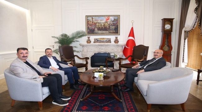 Milletvekili Kaya ve İlçe Başkanı Başdaş'tan Vali Köşger'e ziyaret