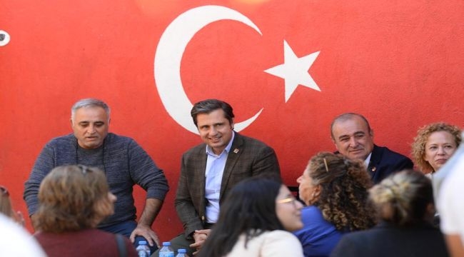 CHP İzmir, Konak'ta esnaf ve vatandaşı dinledi