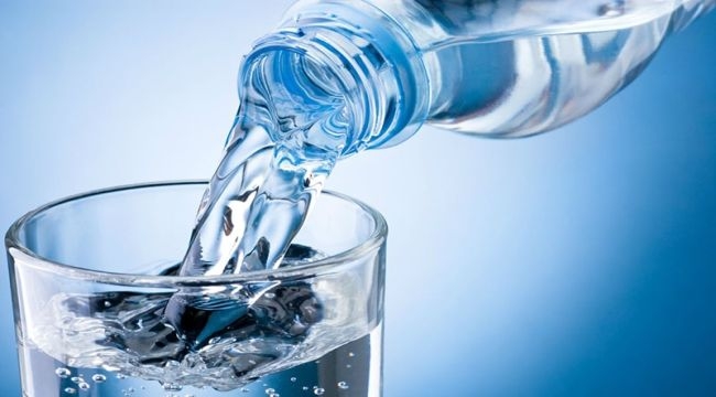 Saf su içmek insan sağlığına faydalı olmuyor
