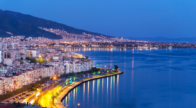 İzmir'e hem yurtiçinden hem de yurtdışından talep artıyor