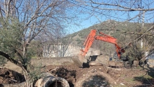 İZSU ekipleri Tire'de çalışmaları sürdürüyor