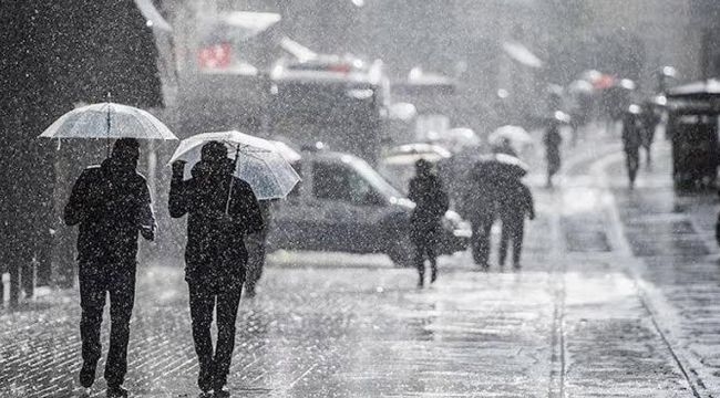 Yağmur ve kar Türkiye'yi etkisi altına alıyor