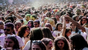 Genç seçmenin oyunda dijital projeler etkili olacak!