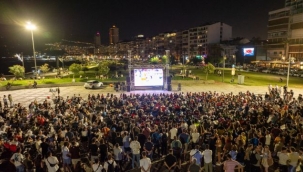 Filenin Sultanları'na İzmir'den tam destek