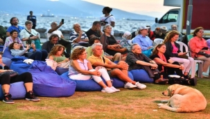 İzmir Şiir Hatları Buluşması Başladı