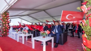 Yaşasın Gazi Mustafa Kemal Atatürk'ün ışığı