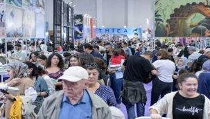 Türkiye'de kitaplarım çok sevildi