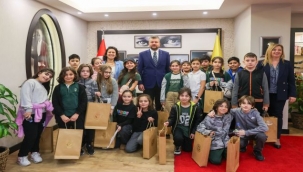 Bucalı Çocukları Makamında Ağırladı