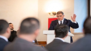  "Demokrasiye Sahip Çıkalım" Mesajı 