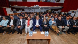  Başkan Tugay Foça efsanesinin belgeselini izledi "Ne mutlu ki Nihat Dirim var"