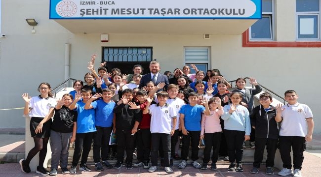 Gelecek Çocukların Gülüşlerinde