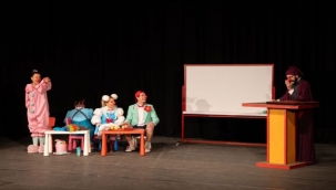 İzmir Şehir Tiyatroları'ndan çocuklara bayram armağanı