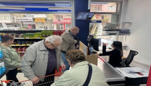 İzmirli İZMAR'ı bağrına bastı