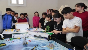 'Kontak'ta Bilim Ve Teknolojiyle Buluştu