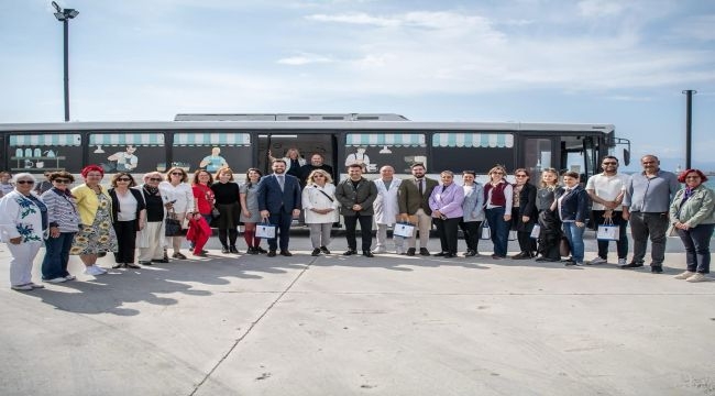 Mobil Barista Otobüsü Kuşadası'nda da gençlere ulaştı