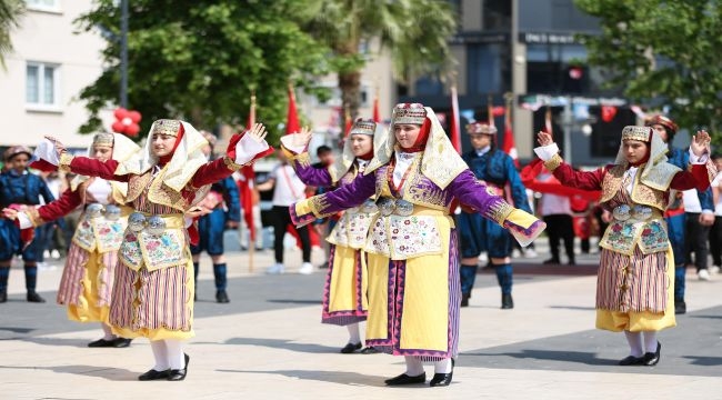 19 Mayıs Coşkuyla Kutlandı