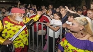 Anneler Günü Coşkusu Renkli Etkinliklerle Başladı