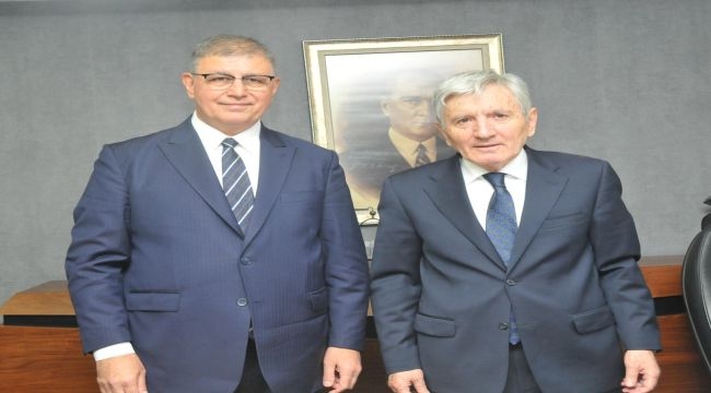 Başkan Tugay'dan Ankara'da Sendikaya Ziyaret